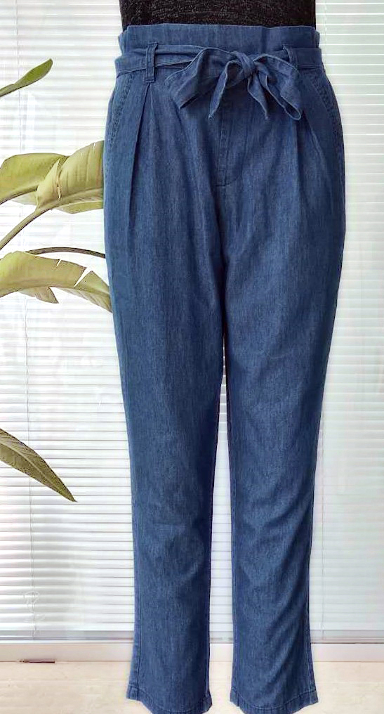 ladies' pants 30.jpg